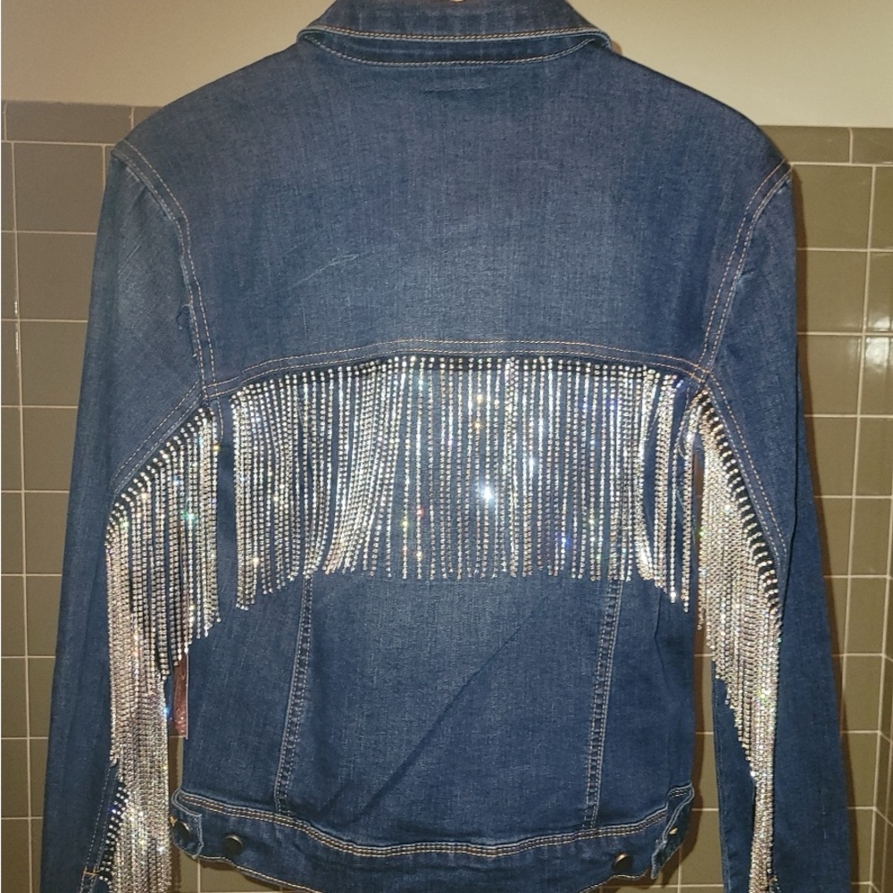 Denim jacket with flowy rhinestones